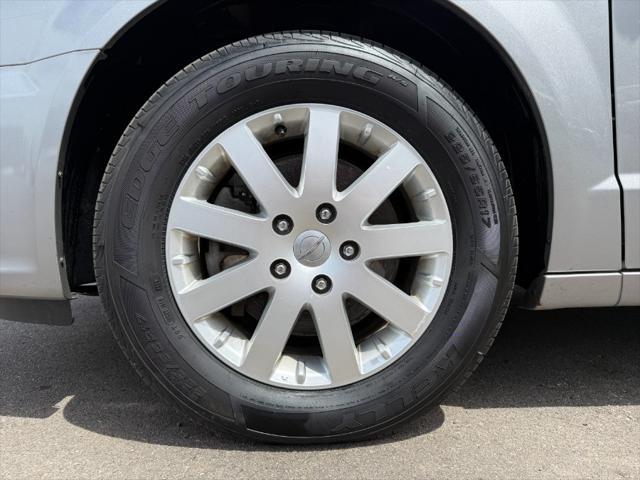 used 2014 Chrysler Town & Country car, priced at $5,400