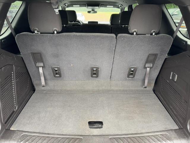used 2021 GMC Yukon car, priced at $27,900