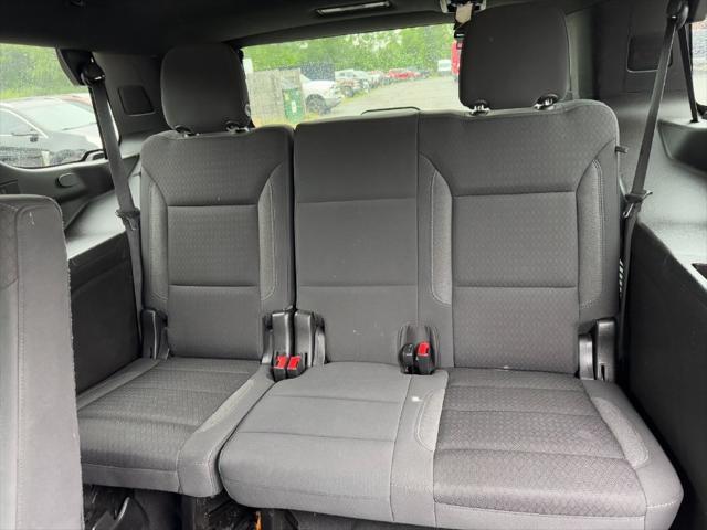 used 2021 GMC Yukon car, priced at $27,900