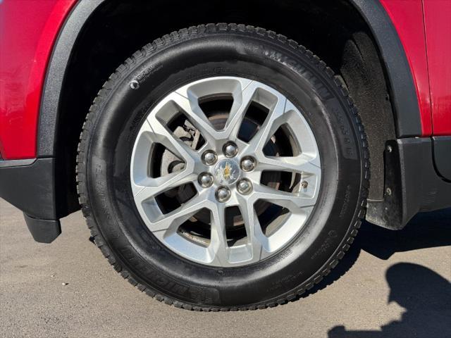 used 2019 Chevrolet Traverse car, priced at $13,900