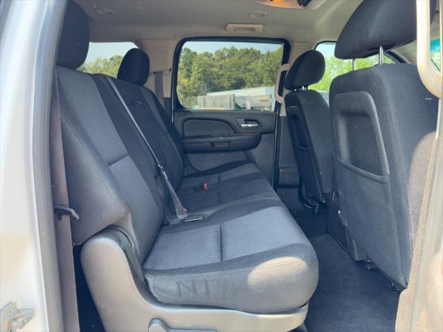 used 2014 GMC Yukon car, priced at $9,900