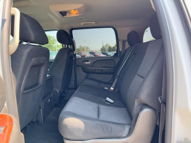 used 2014 GMC Yukon car, priced at $9,900
