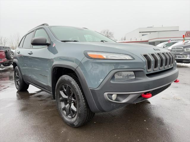 used 2015 Jeep Cherokee car, priced at $11,900