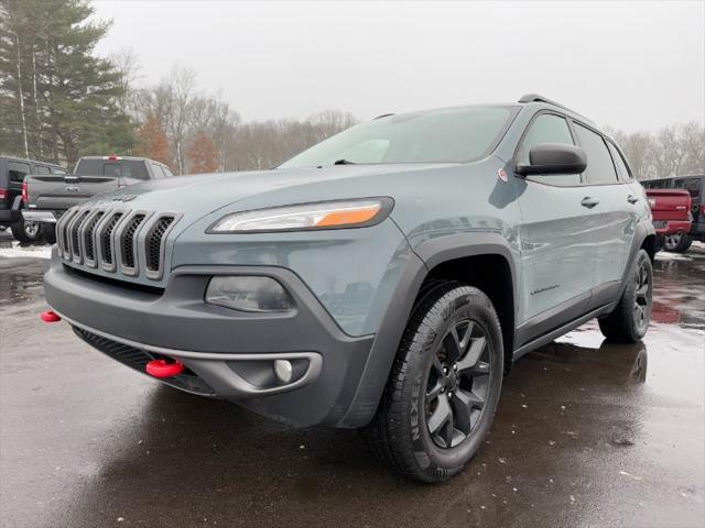 used 2015 Jeep Cherokee car, priced at $11,900