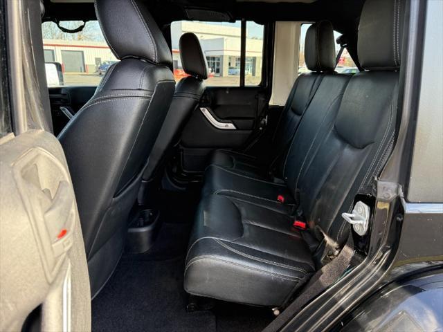 used 2015 Jeep Wrangler Unlimited car, priced at $13,900