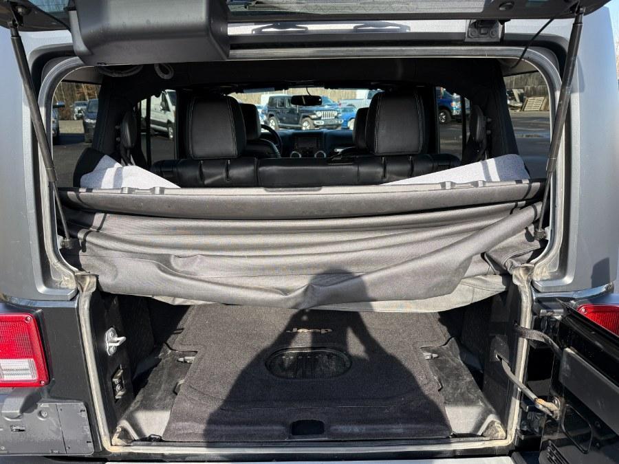 used 2015 Jeep Wrangler Unlimited car, priced at $9,900