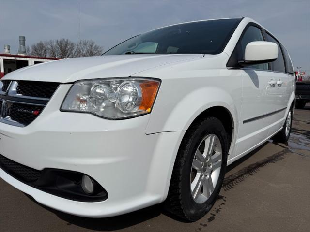 used 2015 Dodge Grand Caravan car, priced at $5,900