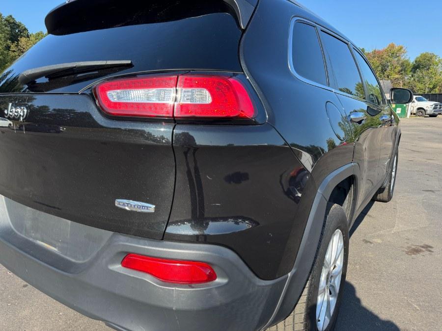 used 2014 Jeep Cherokee car, priced at $5,400