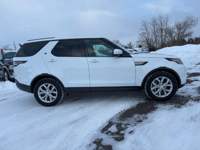 used 2019 Land Rover Discovery car, priced at $15,900