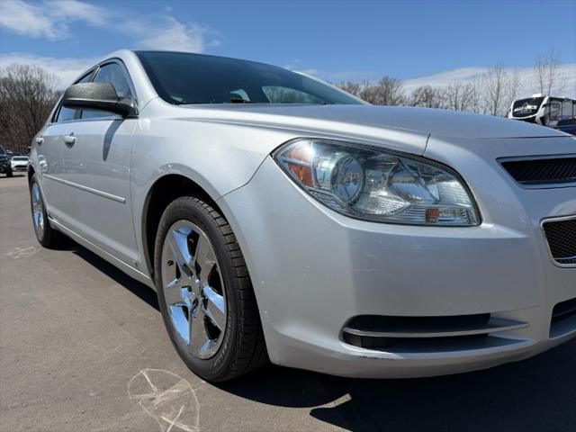 used 2009 Chevrolet Malibu car, priced at $2,900