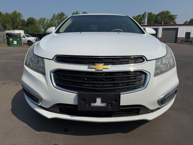 used 2015 Chevrolet Cruze car, priced at $5,900