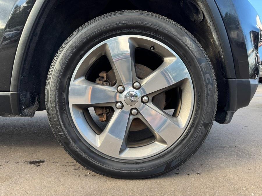 used 2015 Jeep Grand Cherokee car, priced at $10,900