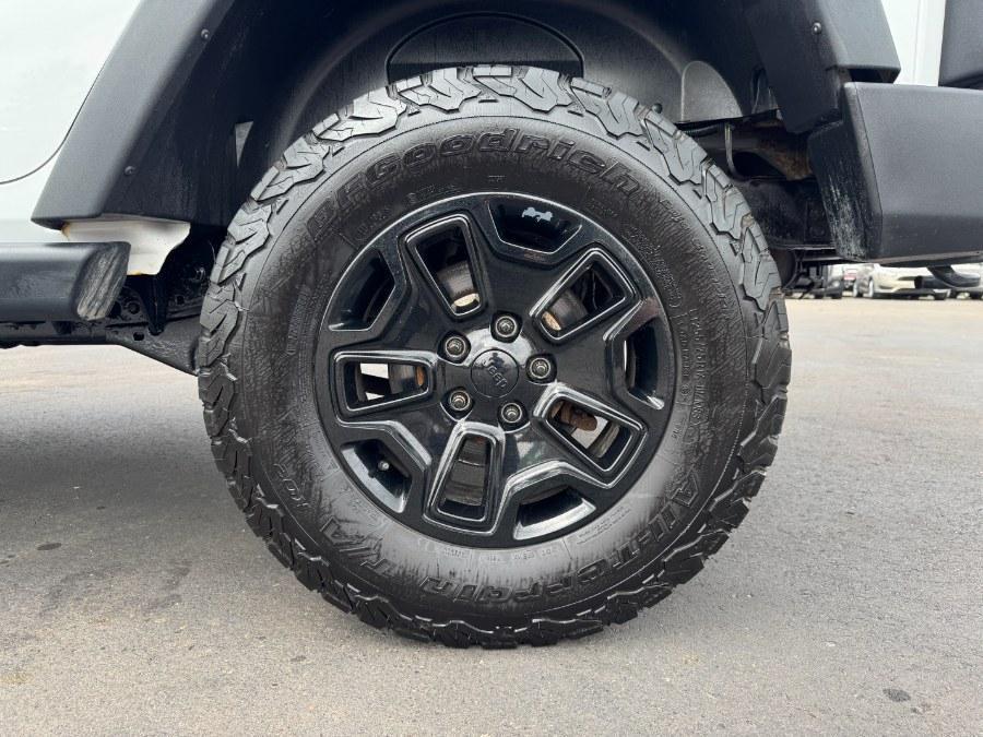 used 2016 Jeep Wrangler Unlimited car, priced at $13,900