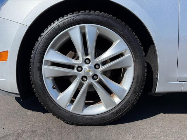 used 2014 Chevrolet Cruze car, priced at $3,900