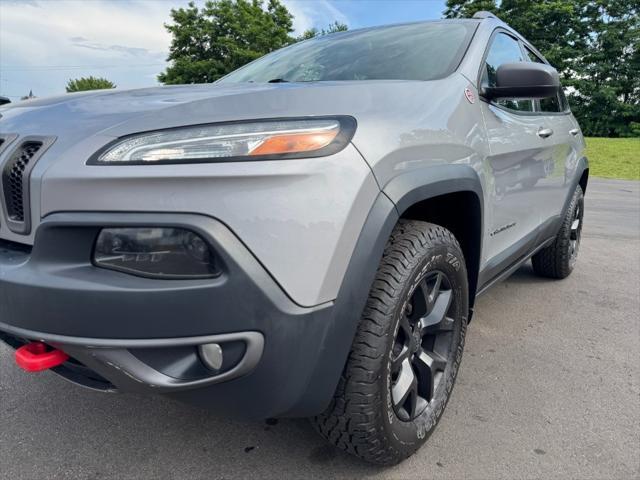 used 2016 Jeep Cherokee car, priced at $11,900