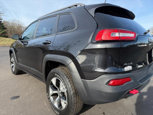 used 2015 Jeep Cherokee car, priced at $8,900