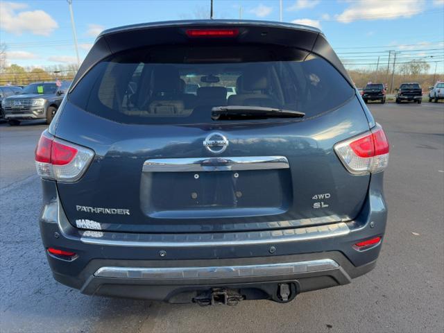 used 2014 Nissan Pathfinder car, priced at $5,900