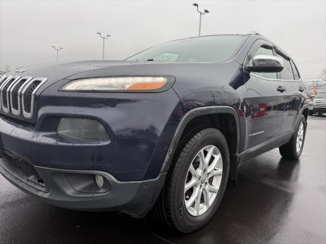 used 2014 Jeep Cherokee car, priced at $5,900