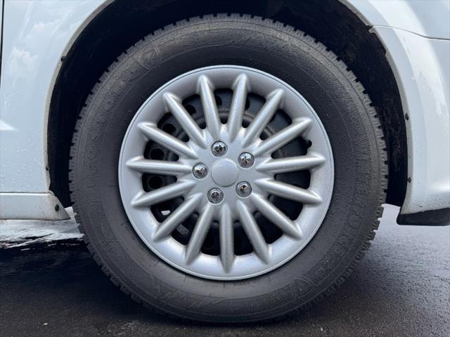 used 2015 Dodge Grand Caravan car, priced at $4,400