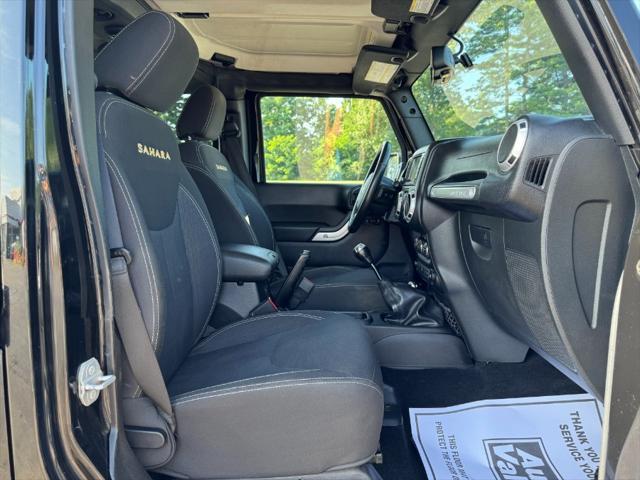 used 2015 Jeep Wrangler Unlimited car, priced at $11,900