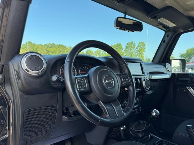 used 2015 Jeep Wrangler Unlimited car, priced at $11,900