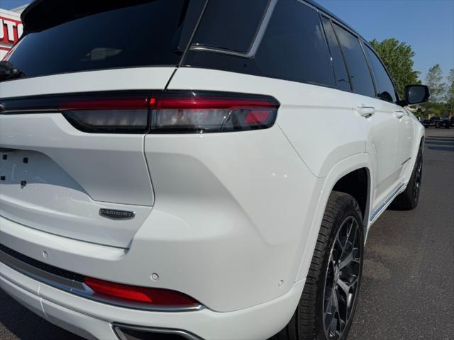 used 2022 Jeep Grand Cherokee car, priced at $39,900