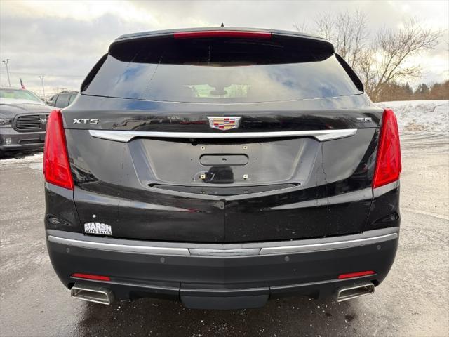 used 2019 Cadillac XT5 car, priced at $17,900