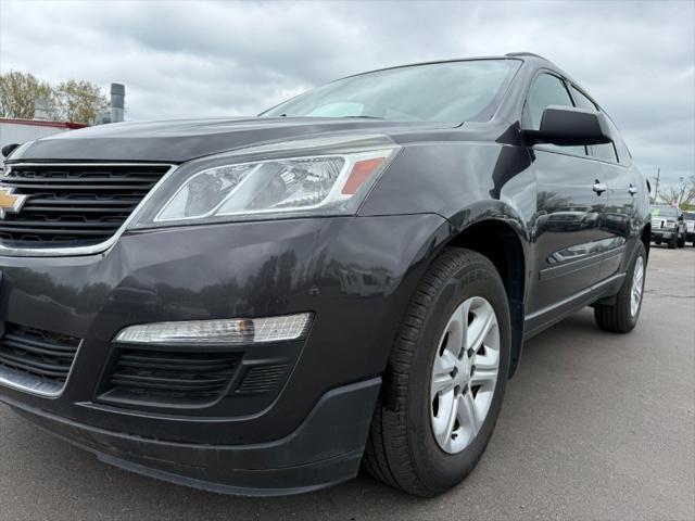 used 2017 Chevrolet Traverse car, priced at $7,900