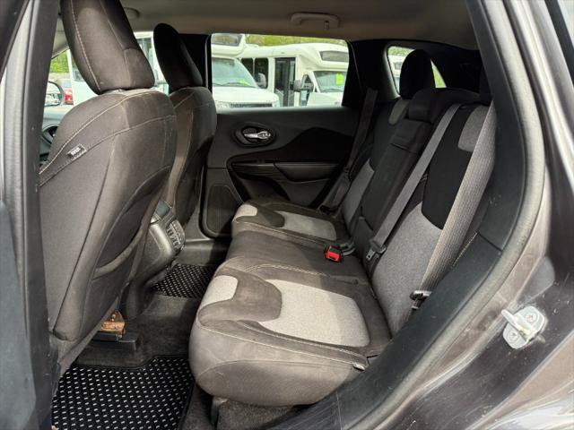 used 2014 Jeep Cherokee car, priced at $6,900
