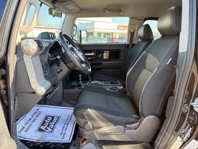 used 2007 Toyota FJ Cruiser car, priced at $11,900