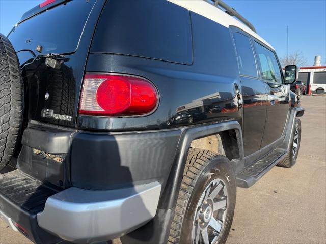 used 2007 Toyota FJ Cruiser car, priced at $11,900