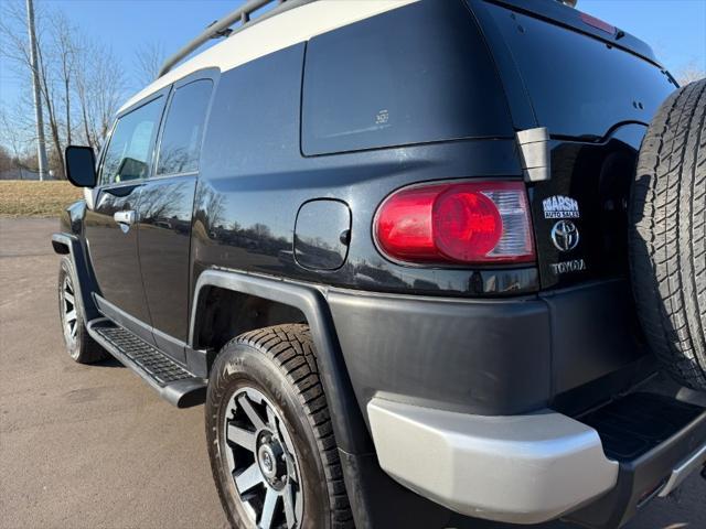 used 2007 Toyota FJ Cruiser car, priced at $11,900