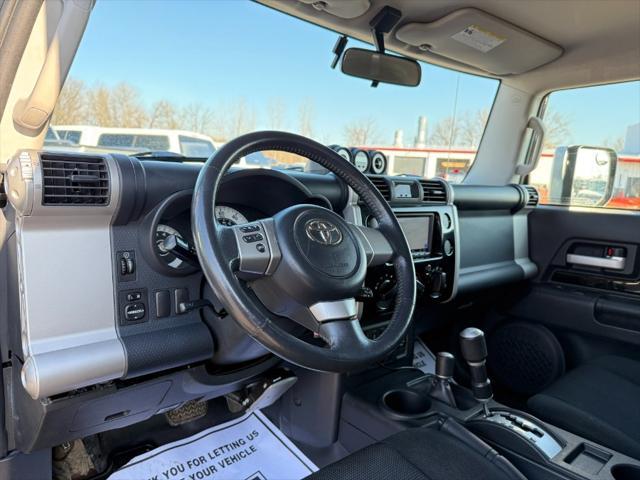 used 2007 Toyota FJ Cruiser car, priced at $11,900