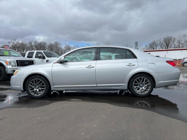 used 2005 Toyota Avalon car, priced at $3,900