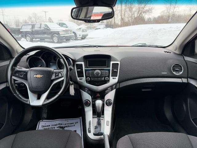 used 2014 Chevrolet Cruze car, priced at $4,400