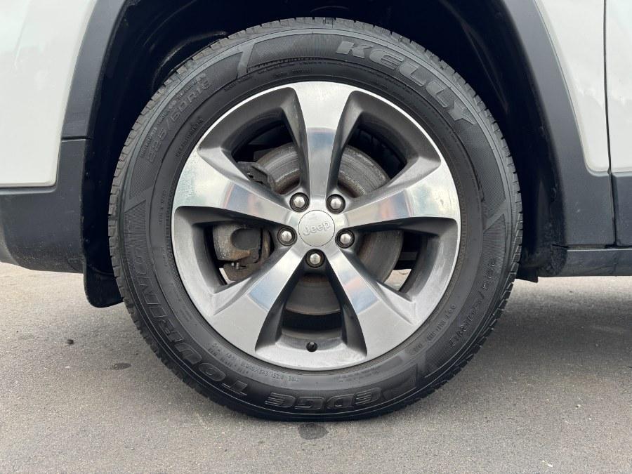 used 2020 Jeep Cherokee car, priced at $14,900