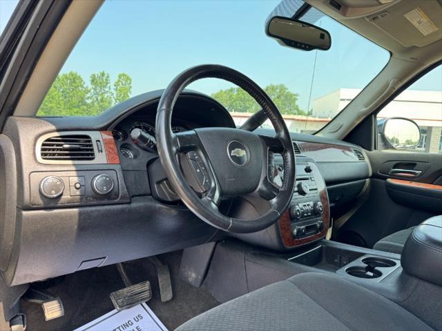 used 2008 Chevrolet Avalanche car, priced at $4,900