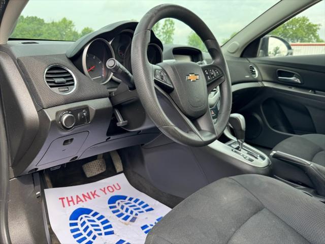 used 2015 Chevrolet Cruze car, priced at $4,900