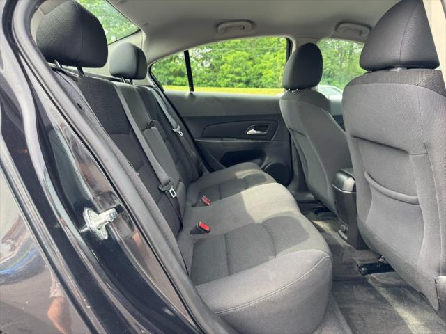used 2015 Chevrolet Cruze car, priced at $4,900