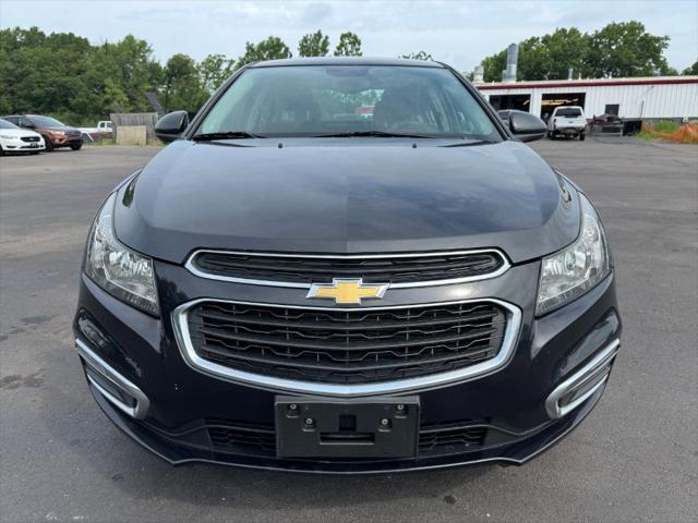 used 2015 Chevrolet Cruze car, priced at $4,900