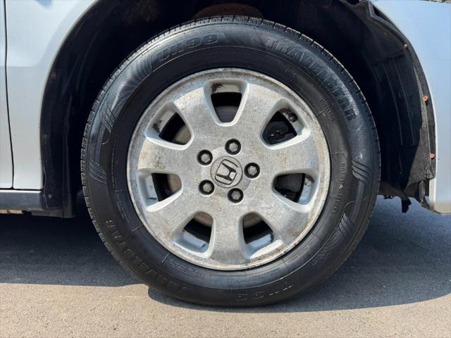 used 2002 Honda Odyssey car, priced at $2,400