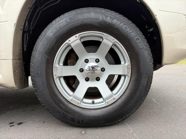 used 2007 Lexus GX 470 car, priced at $8,900