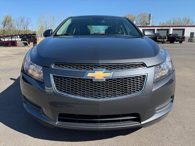 used 2013 Chevrolet Cruze car, priced at $3,400