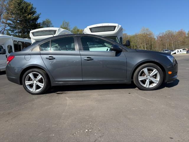 used 2013 Chevrolet Cruze car, priced at $3,400