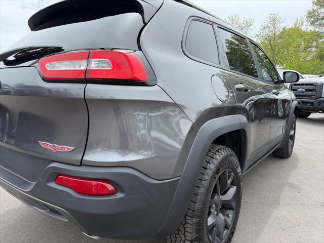 used 2014 Jeep Cherokee car, priced at $6,900