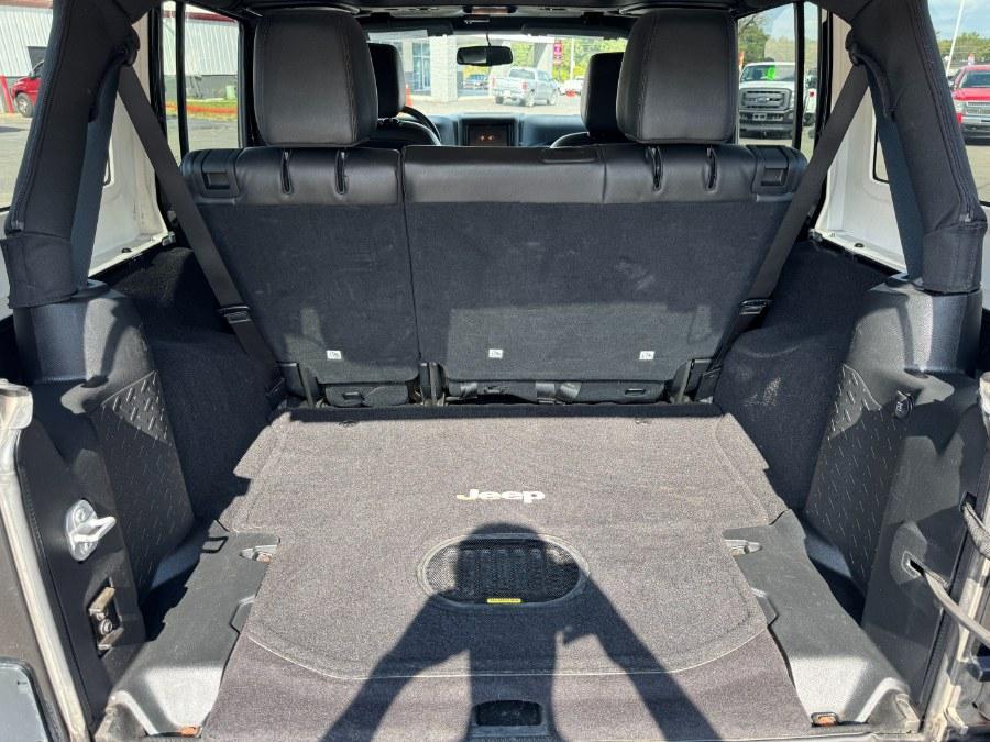used 2016 Jeep Wrangler Unlimited car, priced at $13,900