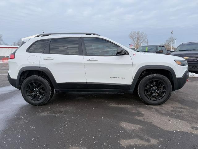 used 2019 Jeep Cherokee car, priced at $11,900