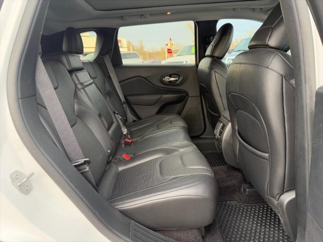 used 2019 Jeep Cherokee car, priced at $11,900