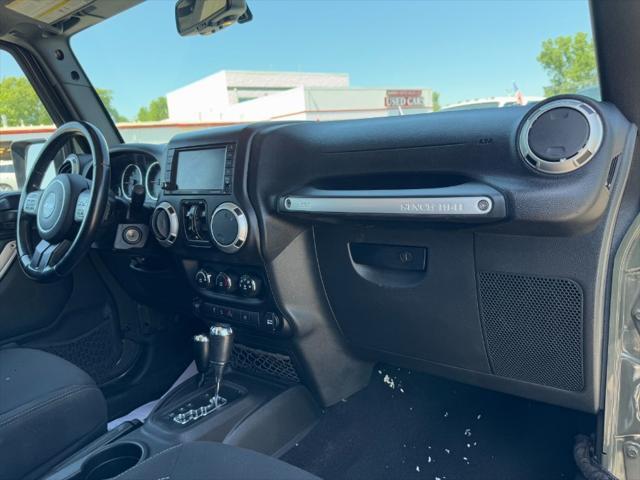 used 2015 Jeep Wrangler Unlimited car, priced at $14,900