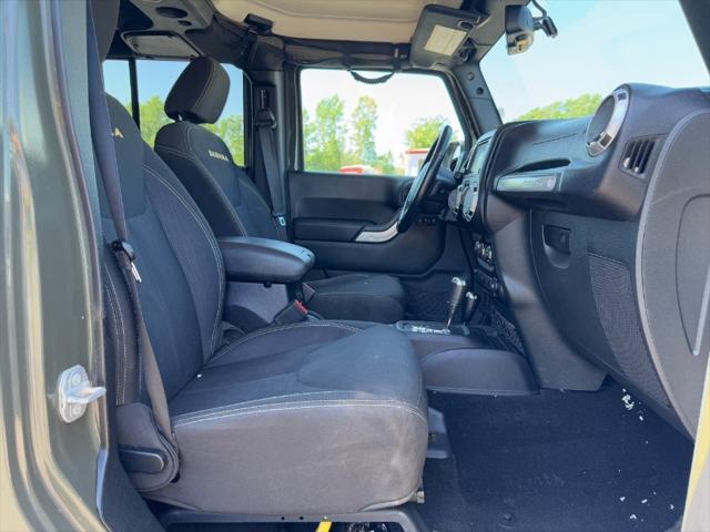 used 2015 Jeep Wrangler Unlimited car, priced at $14,900